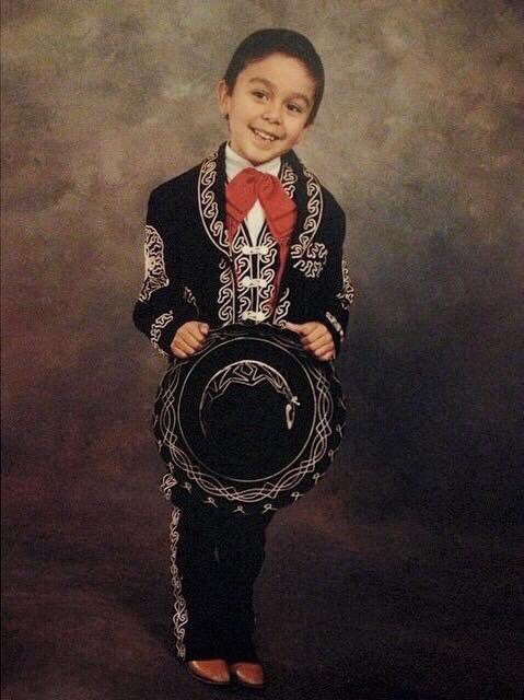 Art Cruz (@theartcruz) on Twitter photo Happy Cinco De Mayo! ⠀
Love, Baby Mariachi Art 🎺🎻⠀
Join me at 6pm PST on <a href="/CervezaMontejo/">Cerveza Montejo</a> Instagram for a beer and happy hour hang. Happy Cinco De Mayo! ⠀
Love, Baby Mariachi Art 🎺🎻⠀
Join me at 6pm PST on <a href="/CervezaMontejo/">Cerveza Montejo</a> Instagram for a beer and happy hour hang.
