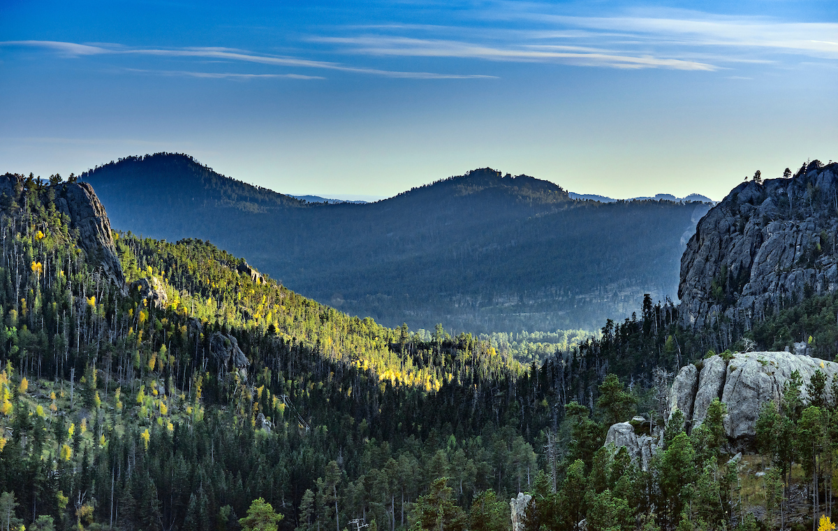 southdakota's tweet photo. Does the #VirtualRoadTrip have you missing SoDak? Scroll through some of the notable movies and shows filmed in South Dakota and enjoy our beautiful landscapes from the comfort of your own home: https://t.co/UB4j0rdyXb. #NTTW20 https://t.co/D7O5sQIxdi