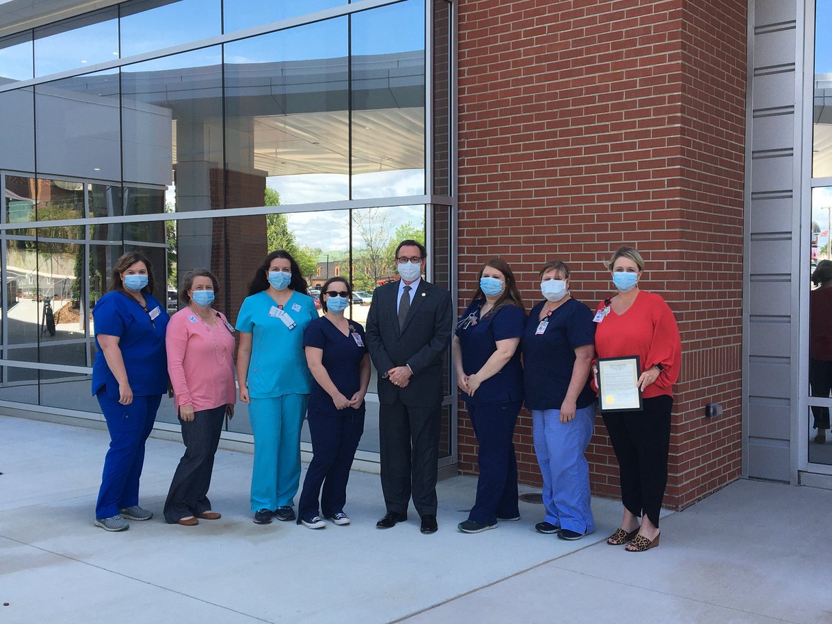 StBernards's tweet photo. We were honored to have @CityofJonesboro @MayorPerrin visit our Medical Center today! Mayor Perrin made a proclamation to honor all our nurses as we prepare to celebrate National Nurses Day tomorrow. #ShAReLove #WeAReStrong https://t.co/uixdj59V1t