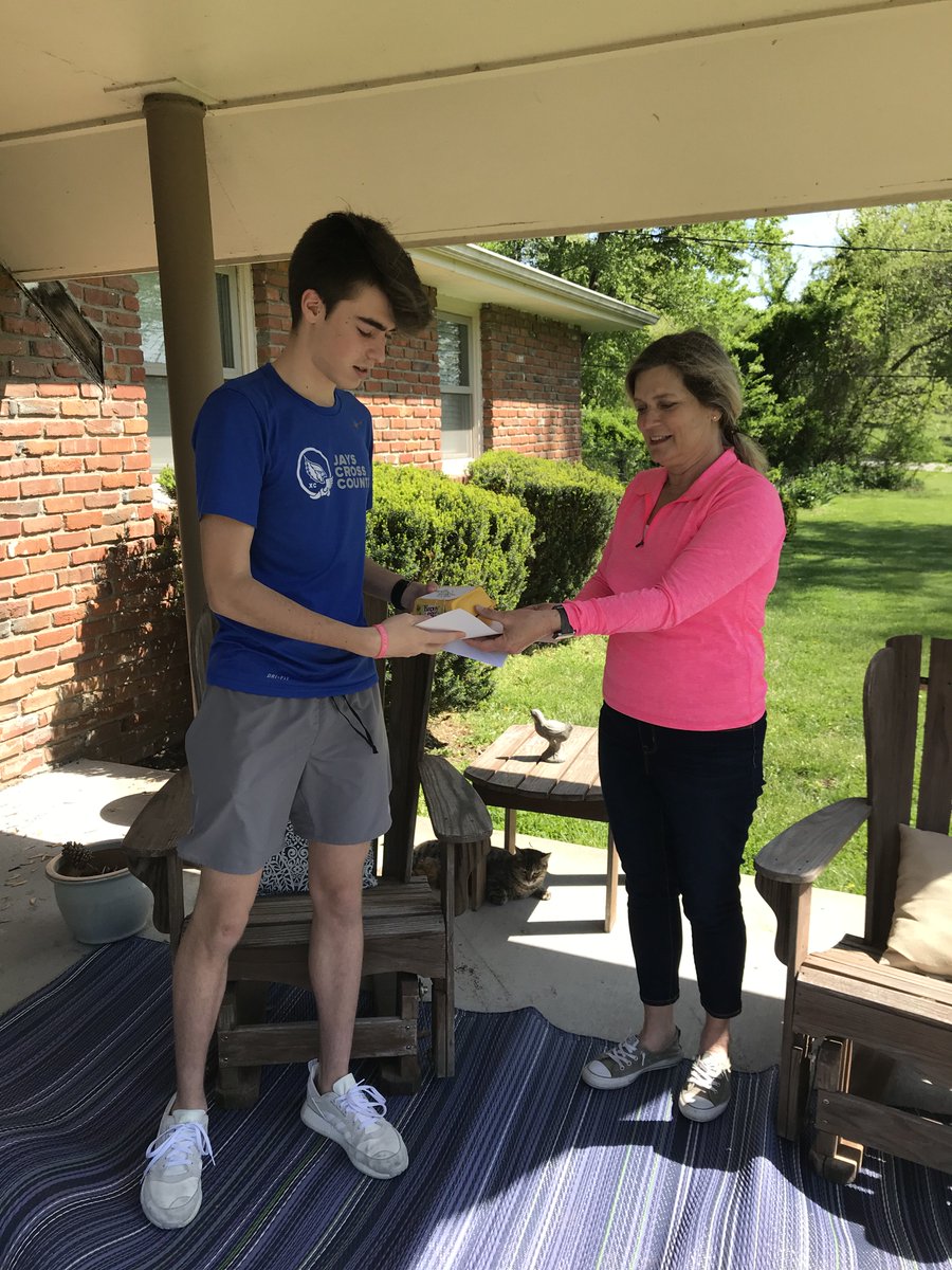 LoriRiedel's tweet photo. Today was a fantastic day! Nicholas was one of the recipients of the Tim Nixon Scholarship. He couldn't be more honored and we couldn't be more proud! Bonus: Mrs. Nixon shared some Nix Chix eggs! #LHSNextSteps #KStateBound #ShareTheGoodLPS https://t.co/3BxToI5Om4