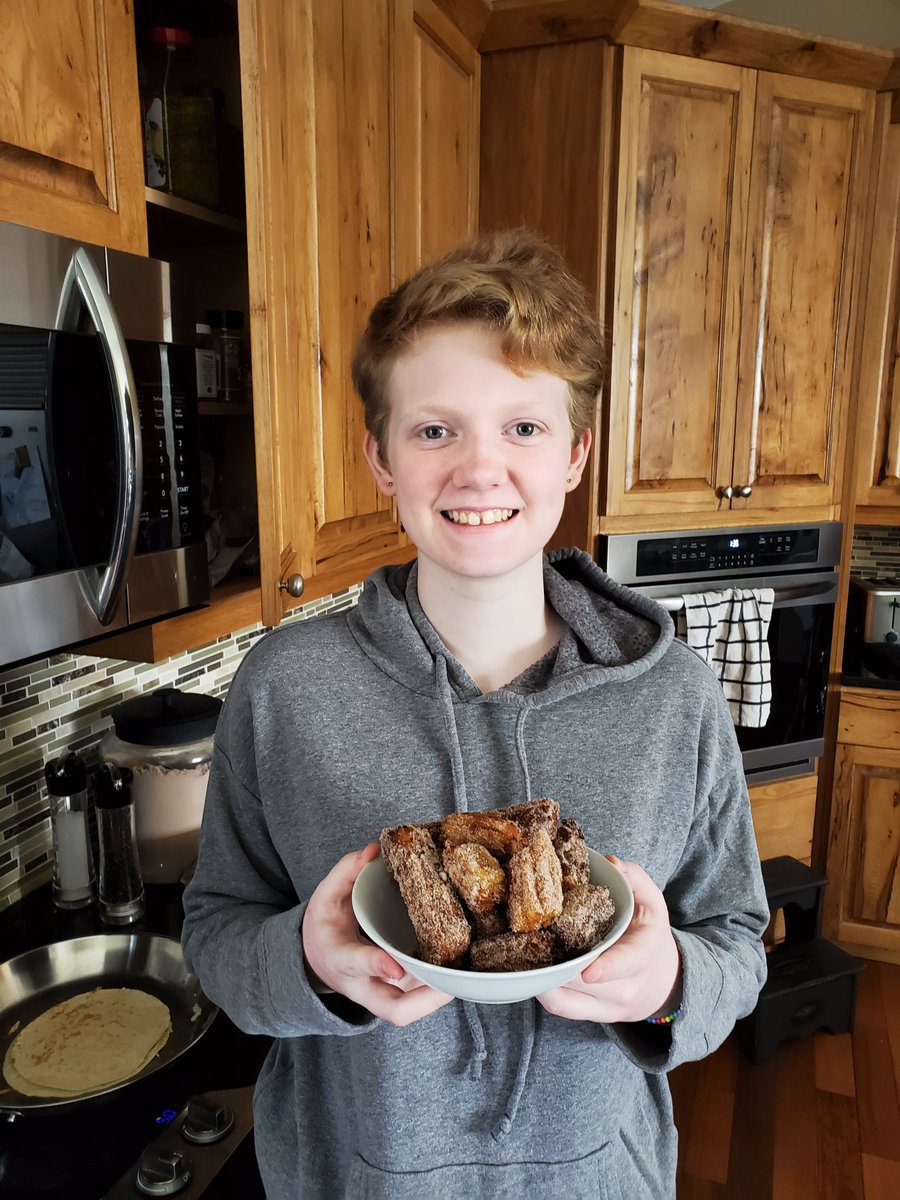 TyendinagaPS's tweet photo. Here is Shelby's sweet treat - homemade churros for Cino de Mayo. They look tasty! #TPStogether #greatspirit https://t.co/hBViOykiYW
