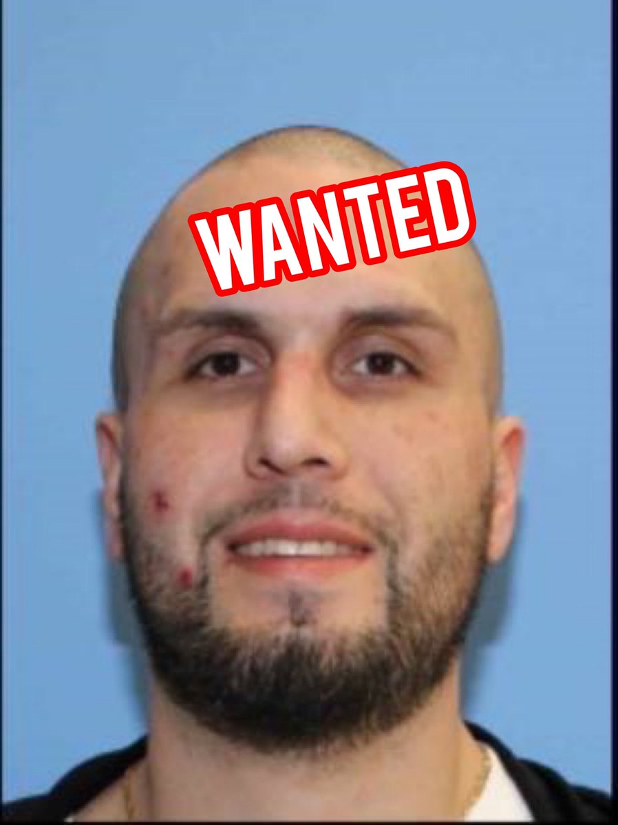 WACrimeWatch's tweet photo. #Wanted: Jesse Michael Allen, 31 yo. Known to steal mail from Snohomish County to Pierce County. He's been trolling the Crossroads/Lake Hills area. Last seen in a stolen 2020 White GMC Yukon with WA Lic#BTB7836. Call 911 if seen.
#MailThief #Bellevue #PierceCounty https://t.co/2i5ykgE0zH