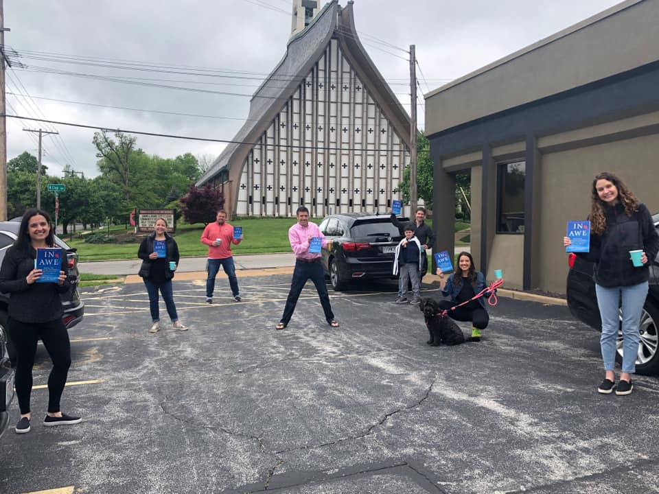 Not only did we have a toast this morning for the successful launch of our book #InAwe, but pure joy knowing that 100% of all sales are going to Big Brothers, Big Sisters. 

Together we can do so much. 
We can change the world. 

readinawe.com