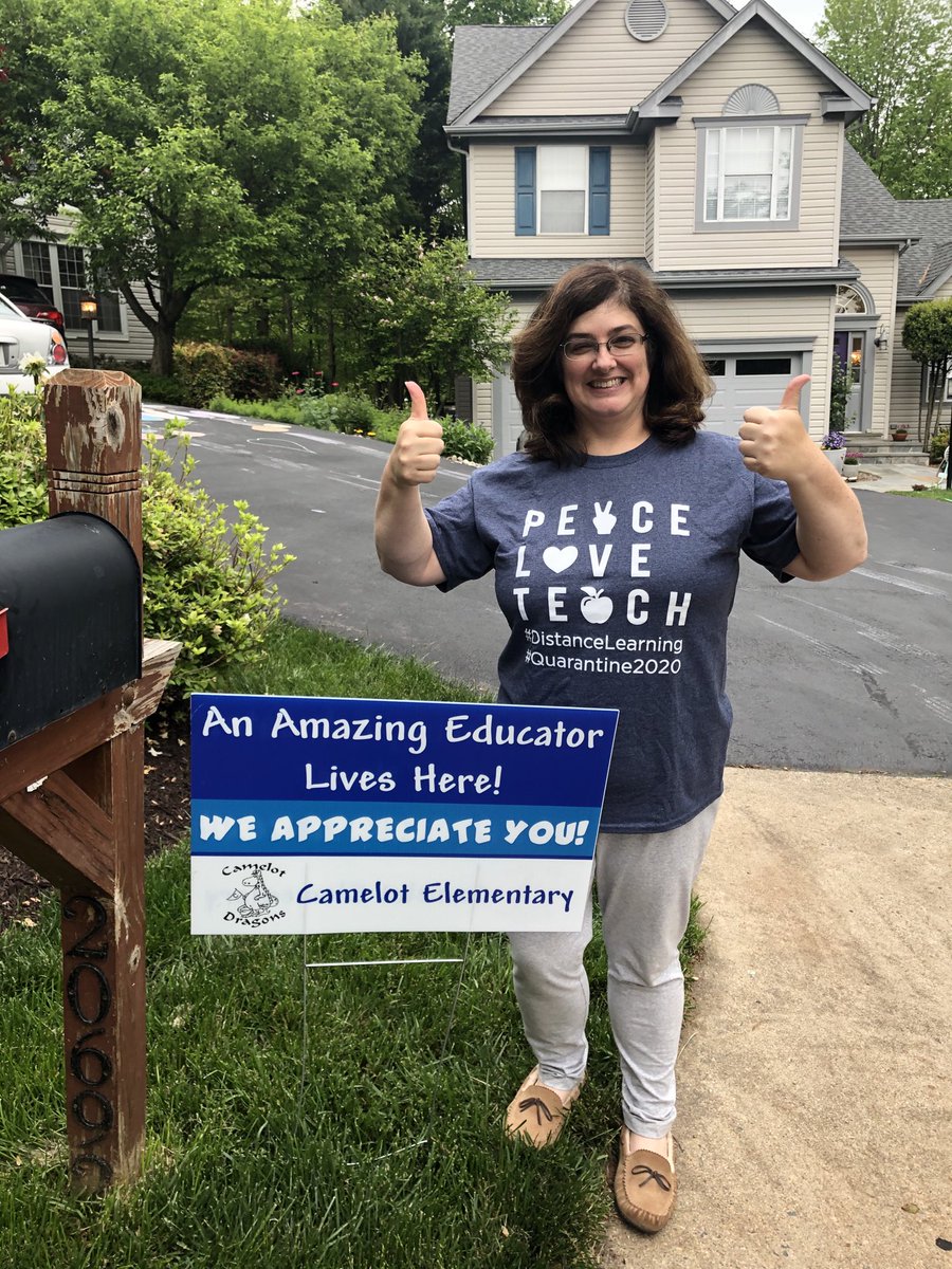 EMarieParker_'s tweet photo. Thanks Camelot Community! You’re the best! #TeacherAppreciationDay #distancelearning https://t.co/HWchs3bI8c