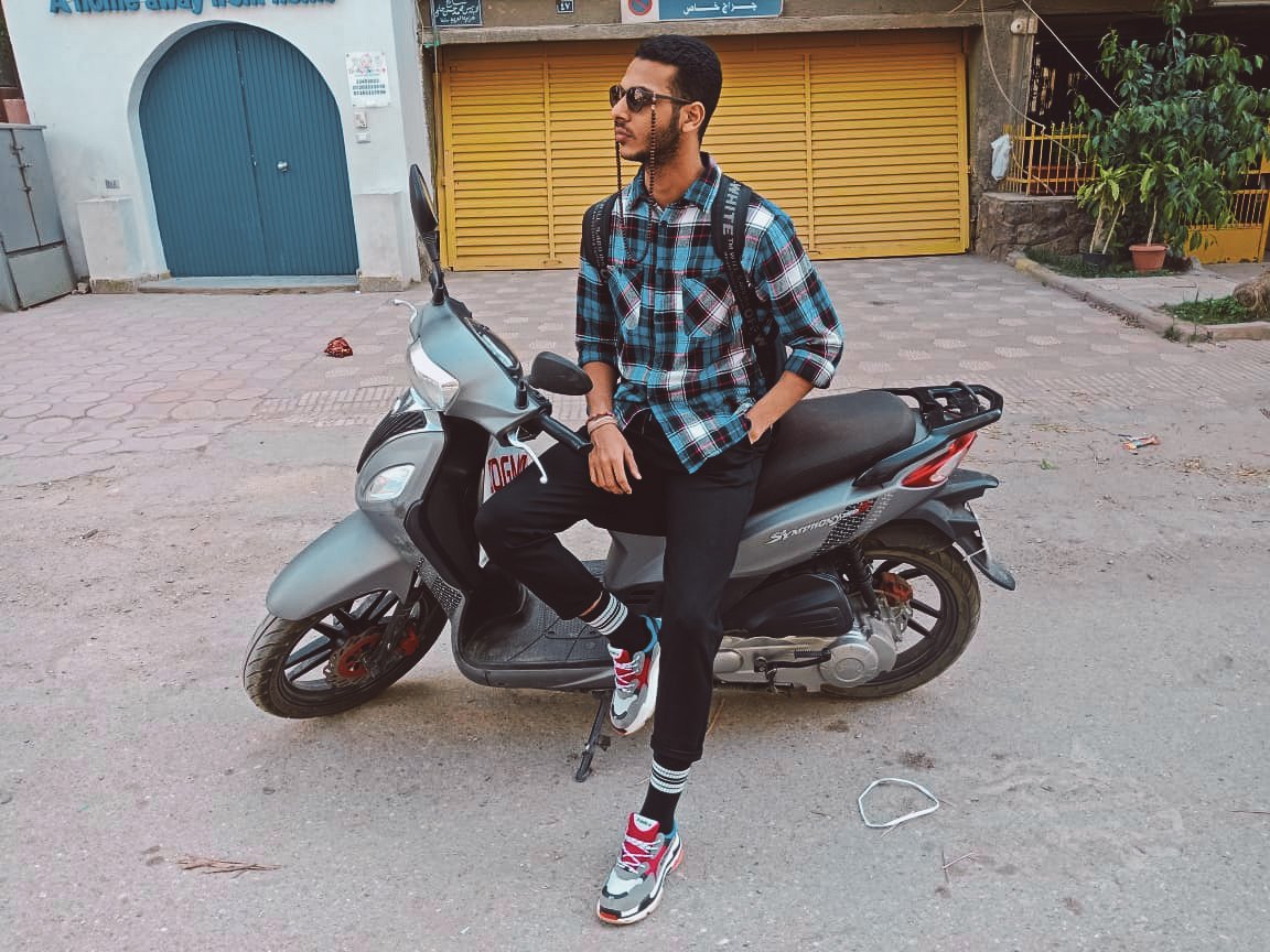abdotoure7's tweet photo. Photos with My love motorcycle ❤❤. https://t.co/bH3sHaXS5r