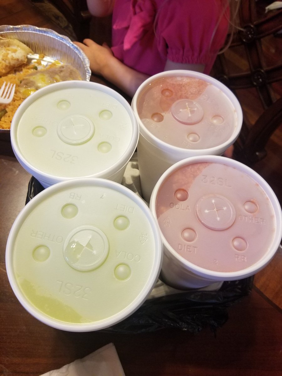 albowski25's tweet photo. Happy Cinco de Mayo!!! @JoseCuervo
#CincoToGo #CuervoContest https://t.co/cYEfmgxE2i