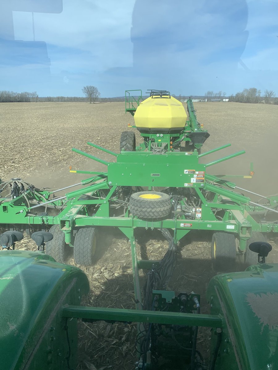rooster_pimp's tweet photo. Again another beauty day from behind the glass. Can’t finish if you don’t start. Sowing a few beans taking a chance #IPsoys #plant20 https://t.co/Il4t7PvDDP