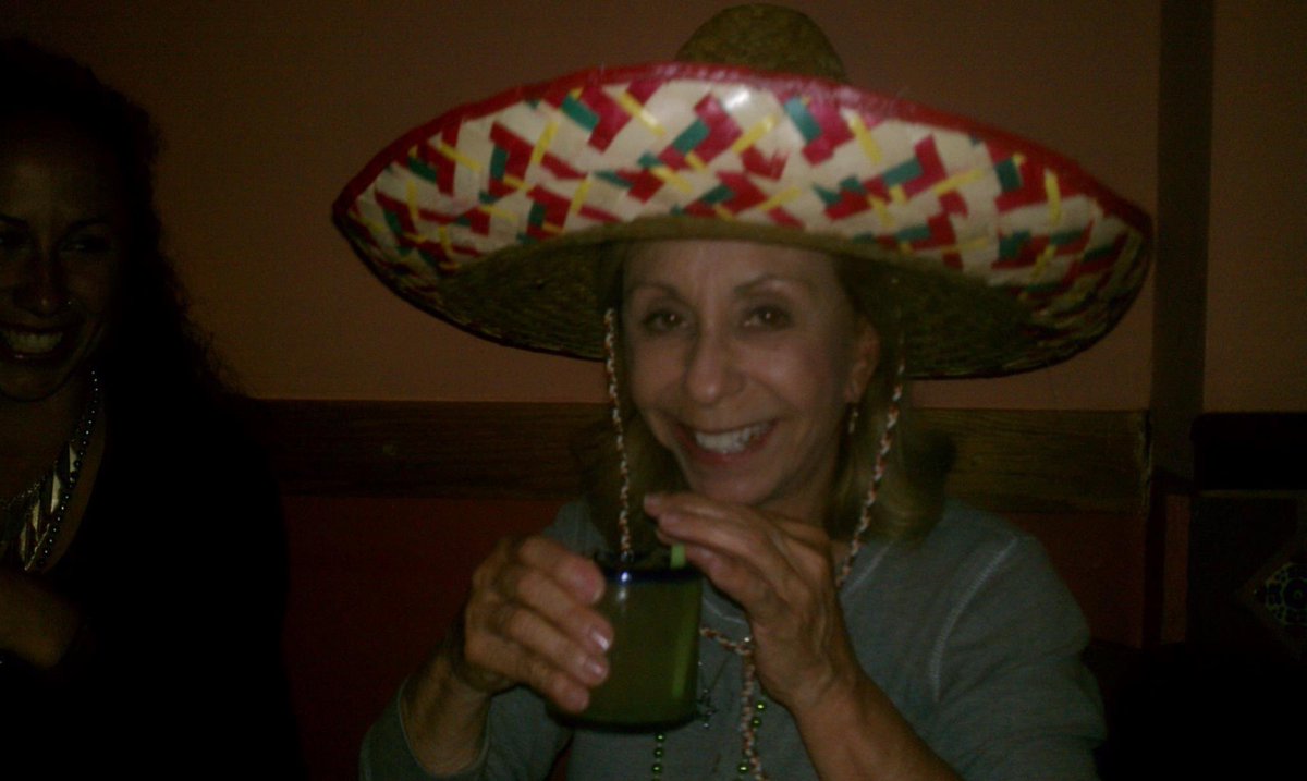 Jilly_Football's tweet photo. Yo soy fiesta https://t.co/7D67cw61r9
