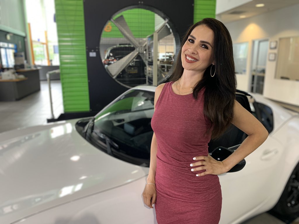 BradMayhar's tweet image. She’s back at it! My client/friend @beqs is shooting new @worldcarauto TV spots today! #happymanager #floatingfeatherproductions #foralifetime