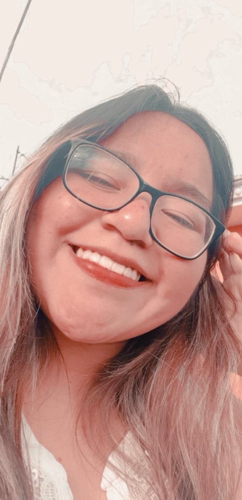 gettaeback's tweet photo. Soy Ana, llevo re poco en el fandom de Tom y aunque no me he podido integrar mucho, me gusta este fandom 😔#SelfieMyself #selfiefortom https://t.co/2u15a8VWzF