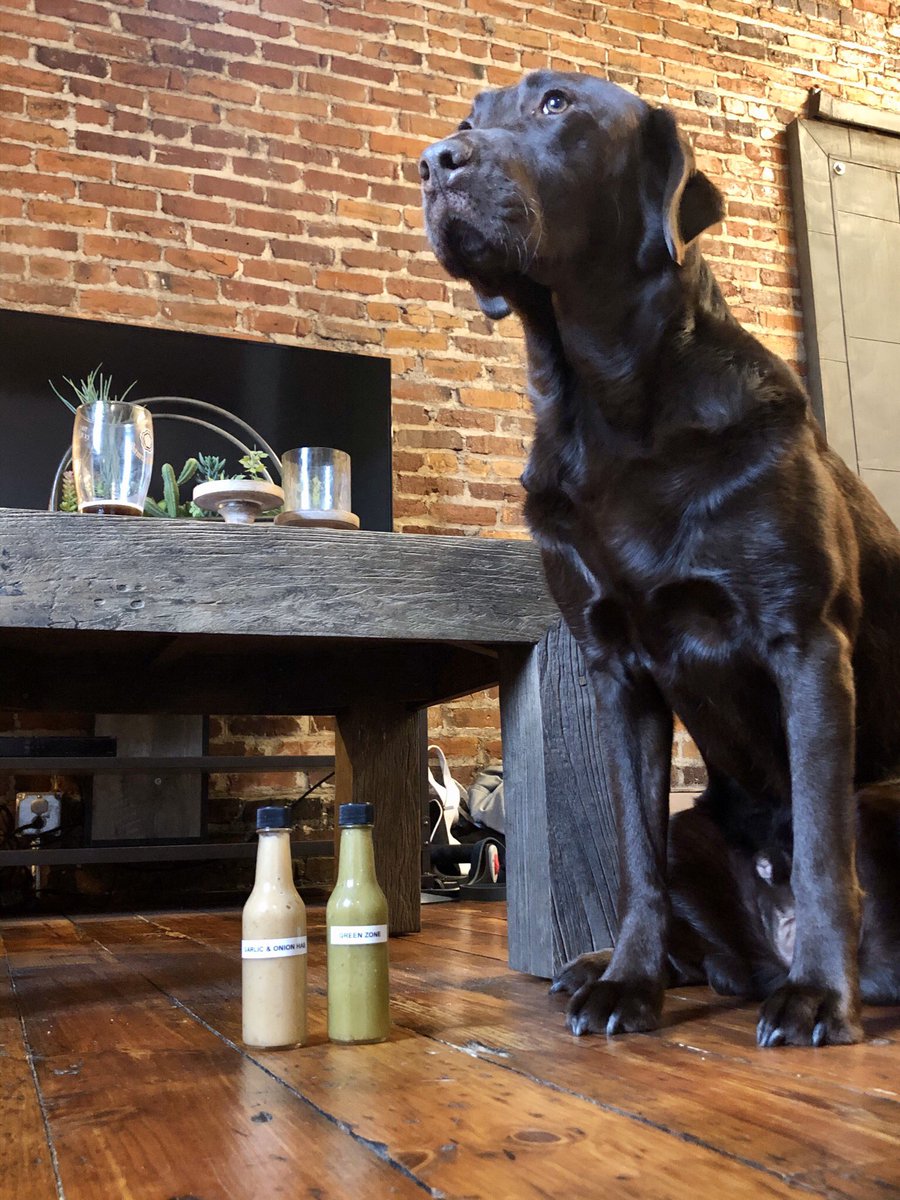RoastedHotSauce's tweet photo. .@HotSauceAddicts #SlinginSauce 🔥🤙 https://t.co/TFwvZqUWYn