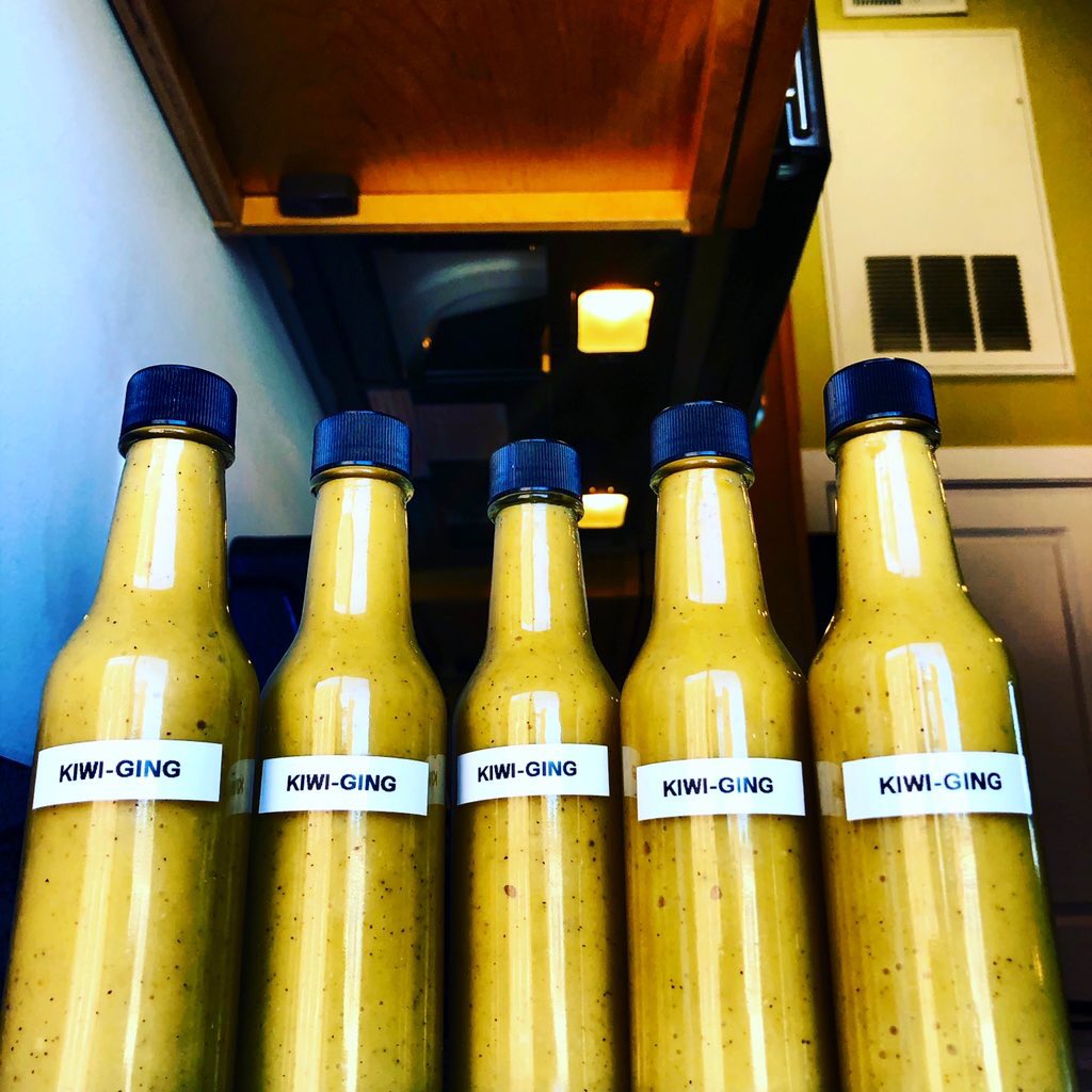 RoastedHotSauce's tweet photo. .@HotSauceAddicts #SlinginSauce 🔥🤙 https://t.co/TFwvZqUWYn