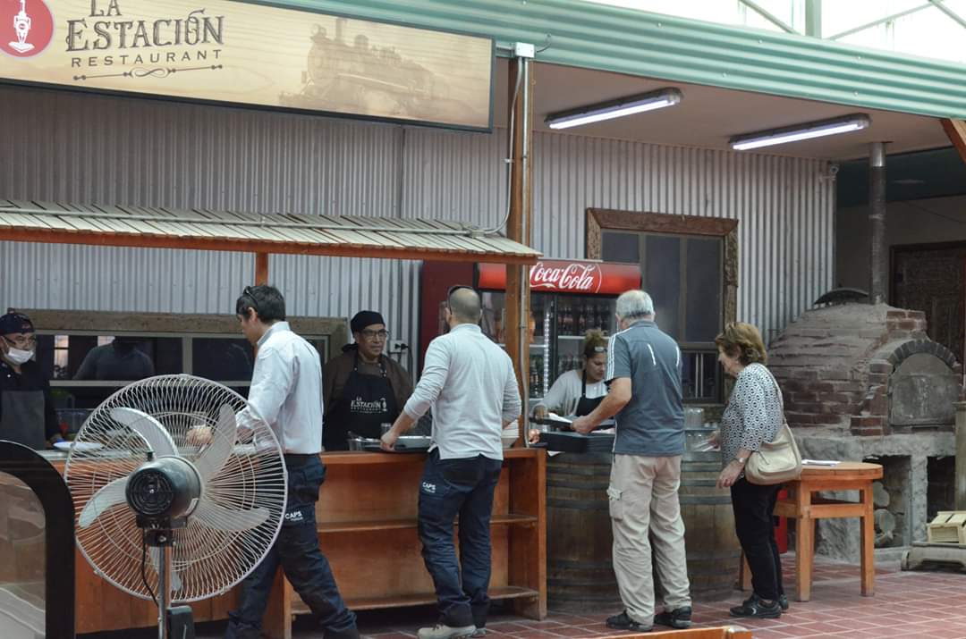 aiigremio's tweet photo. Equipo de @aiigremio continúa trabajando en la elaboración del Catálogo de Proveedores que contempla el programa "Desarrollo de Proveedores Locales QB" realizado en conjunto con #Teck Son + de 100 empresas las visitadas a la fecha.
#MotorCenter #Orsan #PampaVerde #HotelRacaru https://t.co/8t4wCFsdZs