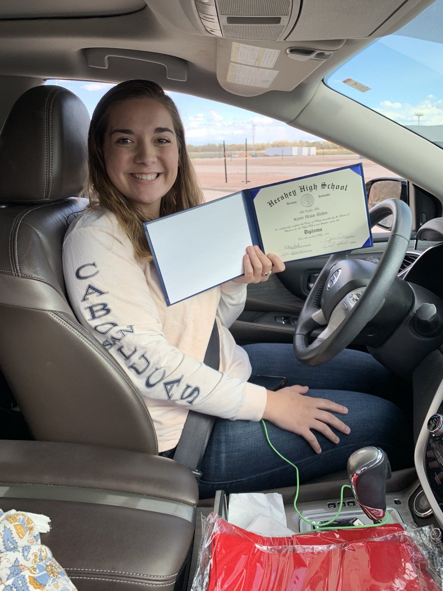 KAMAgservices's tweet photo. From 9-11 Baby to Covid-19 graduate!!
#drivethrugraduation 
Next stop CCC
Good job Korin we love you!! https://t.co/6ubO2LPanR