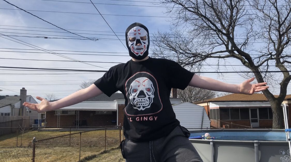 MEBW17's tweet photo. We didn’t forget about you! Happy #CincoDeMayo from MEBW’s original luchador, El Gingy! 🇲🇽🇲🇽🇲🇽 https://t.co/QRys2BPijH