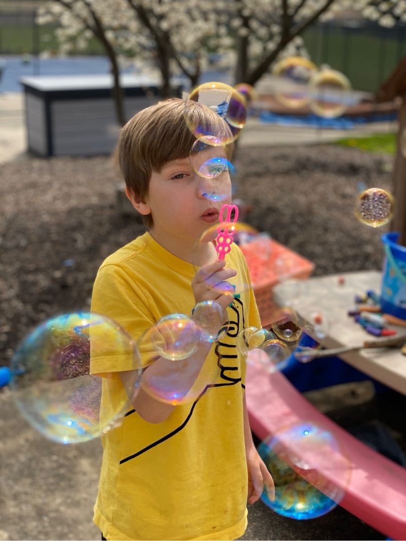 Schilling33C's tweet photo. Our virtual ABC countdown has begun! Students were enjoying airplane day, bubbles day, construction day, and Disney day. Such fun! #SchillingPride #Spreadyourwings https://t.co/Do4OLFLGtw