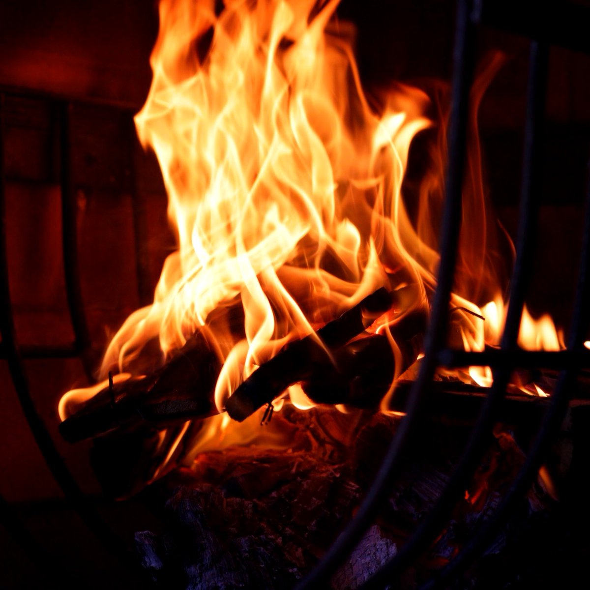 italpast's tweet photo. Encendiendo el fuego
#Martes
#ItalpastDelivery
#Pizzaalaparrilla
#ChoripanEspecial
📞(03489) 430 433 / (03489) 425 275 https://t.co/lAFJf6AkkJ