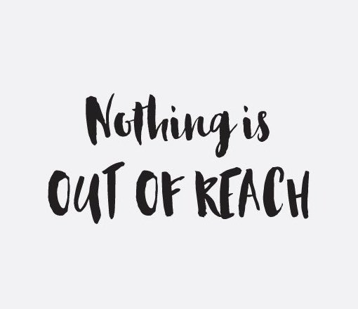 MissNapoli's tweet photo. Thank you for the nomination @MissMilkowska 🤗 I nominate @Mr_Marrari 🌈✨ #5WordChallenge https://t.co/0e1AnYCzg5