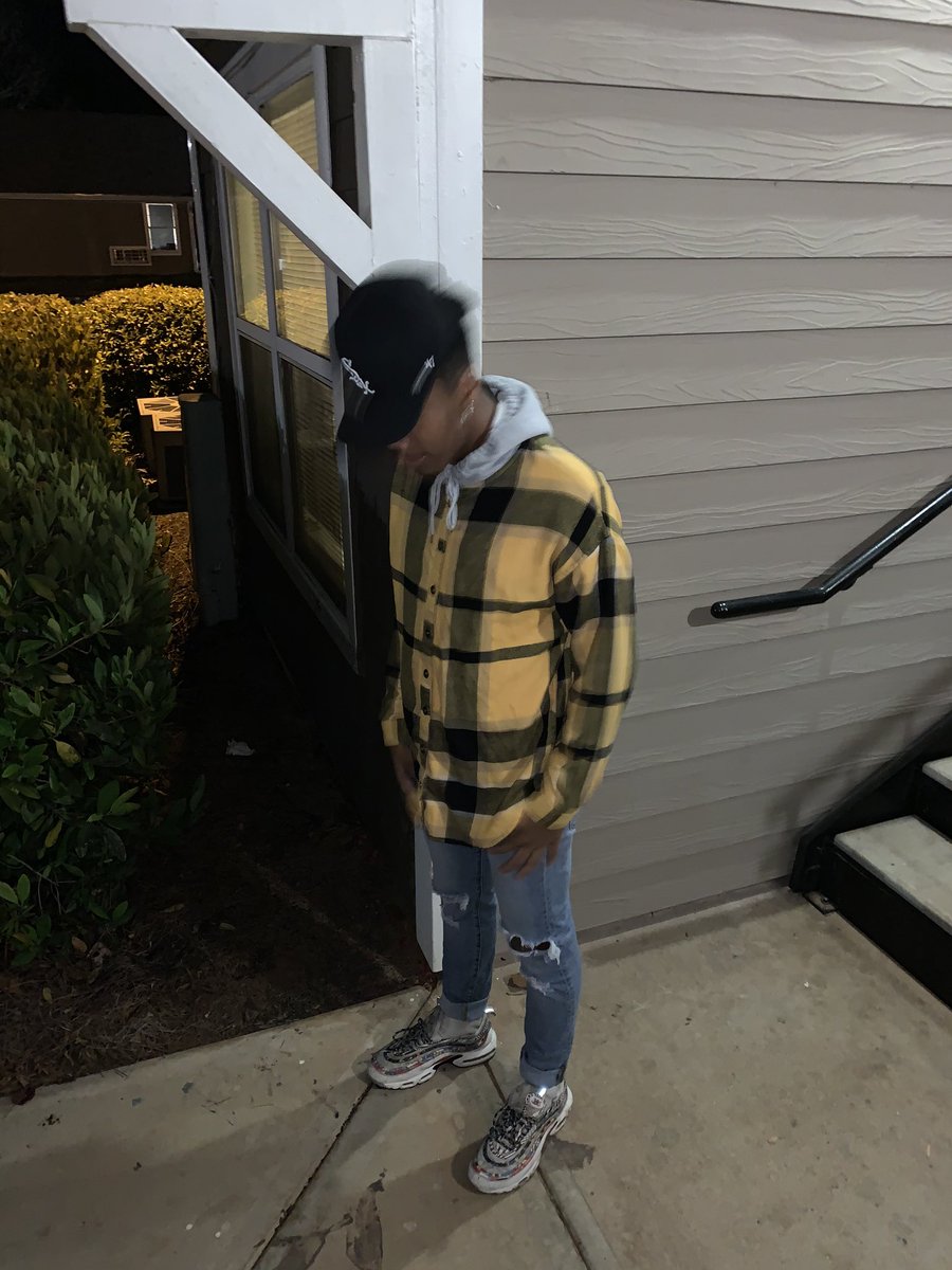 IsaiahBorel4's tweet photo. “young 💂🏾‍♂️ got sauce like alfredo” #fbbaj https://t.co/i5NmyAHuYe