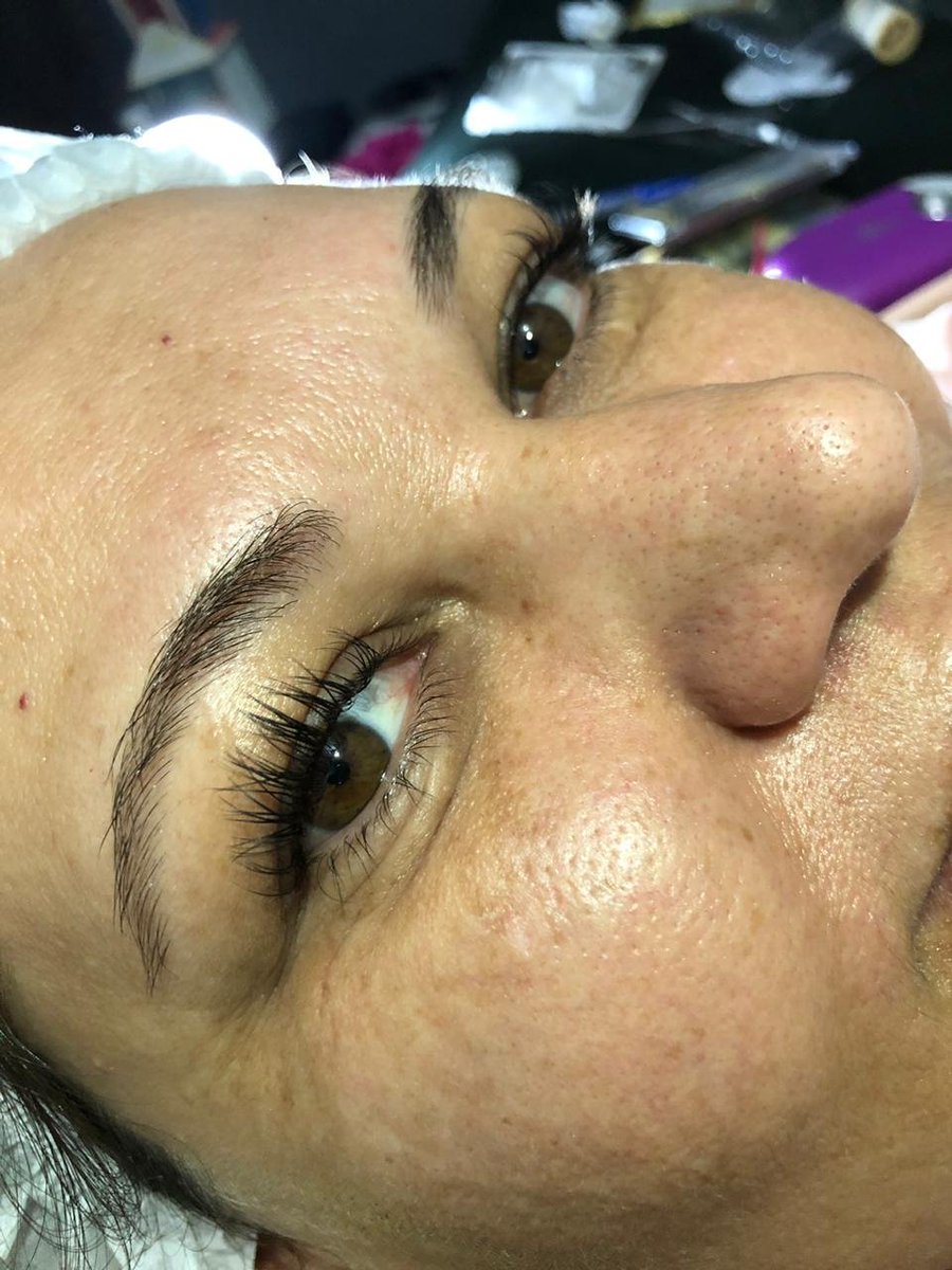 lashdesigner19's tweet photo. Uma extensão de c��lios fio a fio muda o olhar !! 🥰
.
.
.
#ciliospoderosos #lashes #cilhudasim
#agendeseuhorario #cilios #umamor https://t.co/bd8tU5J6Kh
