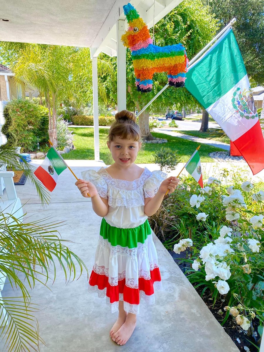 SoldByRamiro's tweet photo. Feliz Cinco de Mayo amigos!!! 🇲🇽#vivamexico #cincodemayo #ramiroanderica https://t.co/P84BYw945N