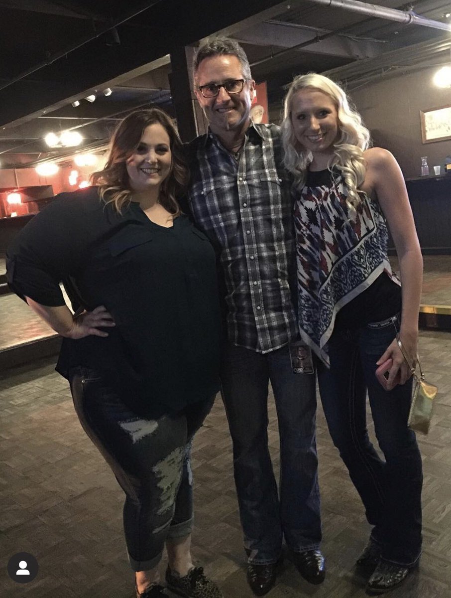 HayPitt3's tweet photo. @coreysmithmusic https://t.co/aZClzpFkdp