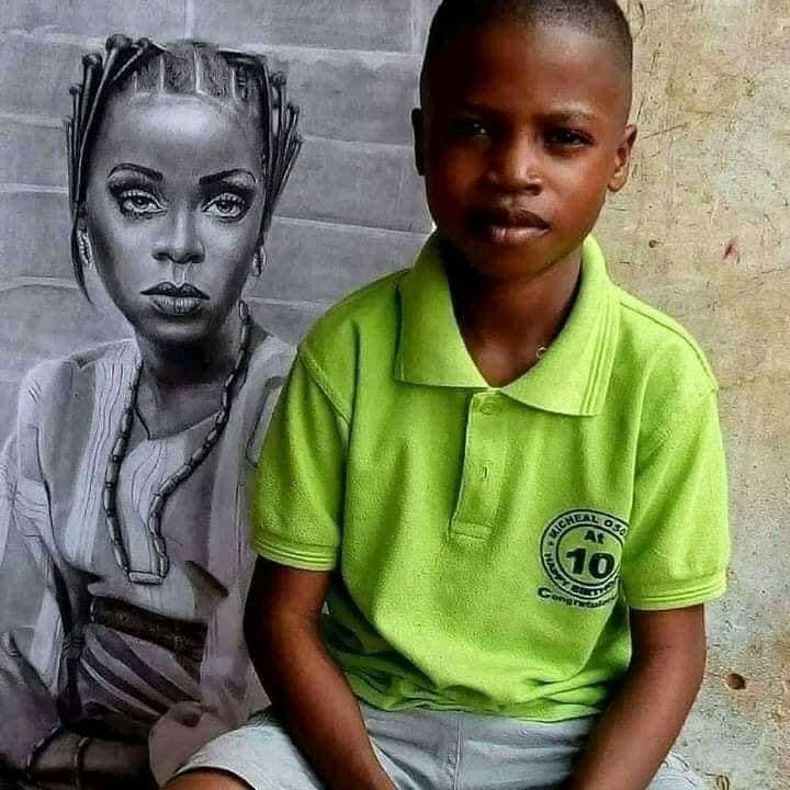ArtModest's tweet photo. À 11 ans, KEREEN est un génie du dessin. La vraie beauté de l'art réside aussi chez les plus jeunes. @briansossou1 @Giraudoux141 @CotedIvoire_off https://t.co/PnaFsB7WO2