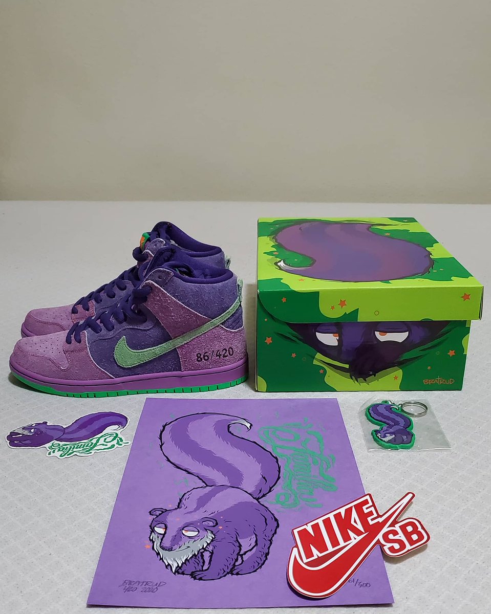 marchm90's tweet photo. Shout to the best cook group @YeezyGodDiscord for helping me sign up for this on time and also @copdate and @familiask8shop for the biggest W. #sbdunk #sb420 #sbskunk #nikesb https://t.co/EwUQe66uww