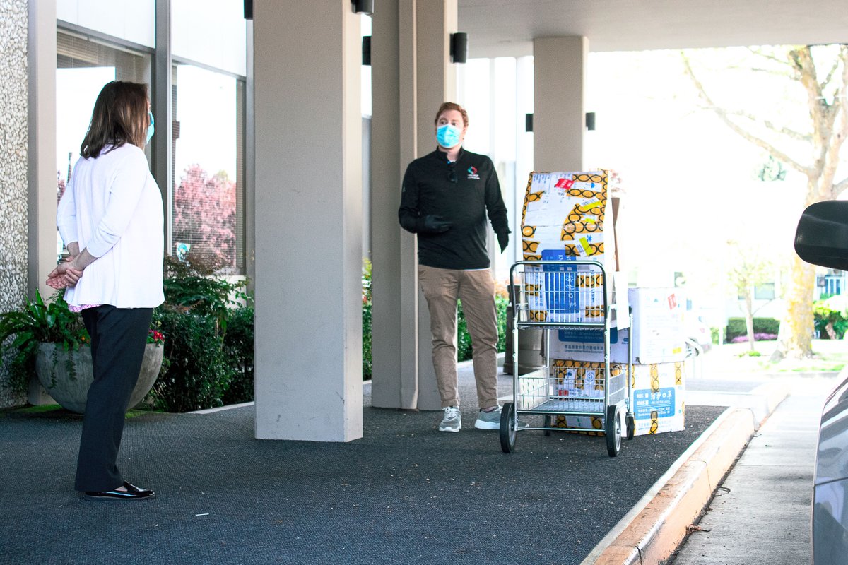 packcannabrand's tweet photo. Today we provided 10,000 KN95 masks to @providence and @VirginiaMason. We are grateful to our healthcare workers for keeping us safe. We are all #InThisTogether #HealthcareHeroes #socialdistancing2020 #QuarantineLife #flattenthecurve https://t.co/oNSo6VFjiS