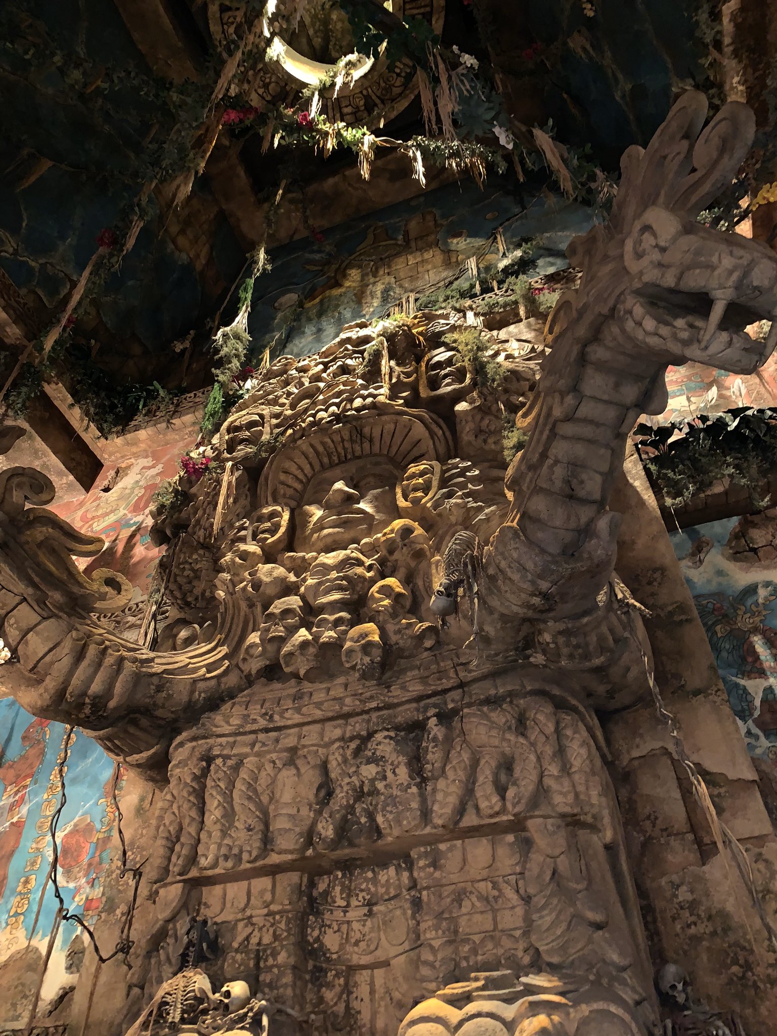 Hanabi インディジョーンズアドベンチャーに乗りたいわ 冒険したい 東京ディズニーシー インディジョーンズアドベンチャー T Co Rzngdgzd2w Twitter