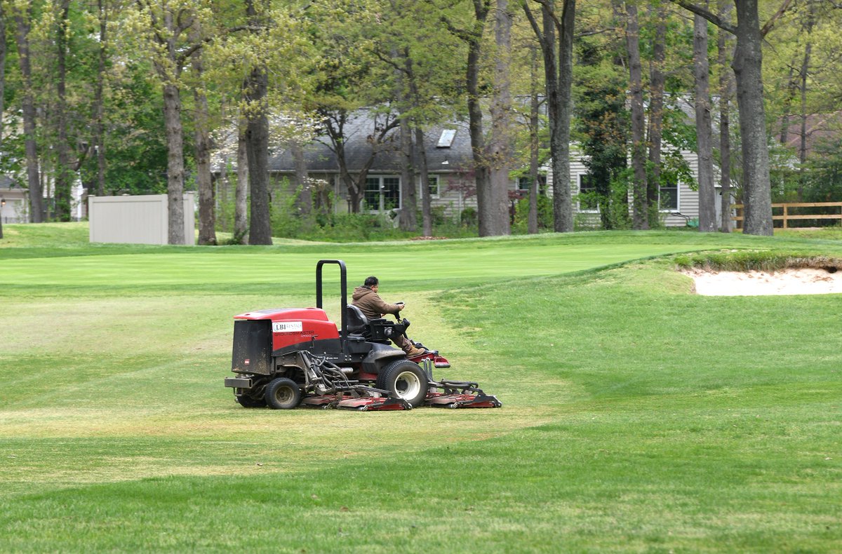 Golfing is still banned in the state of Maryland, but local courses in Howard and Anne Arundel County are maintaining facilities and putting health guidelines in place to be ready to open quickly after the shutdown is lifted. To read more, CLICK HERE: bit.ly/3b6yGZt