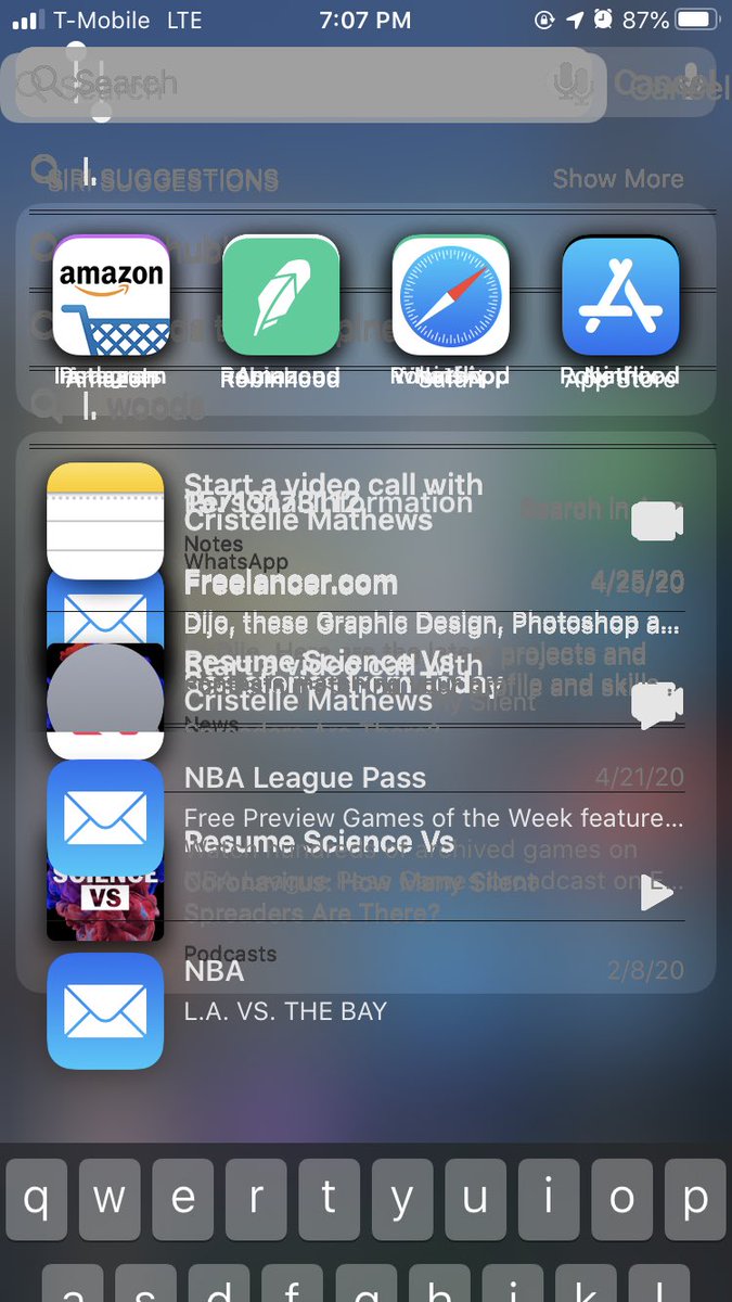 MathewsDijo's tweet photo. @Apple my iphone is freaking out on me randomly. Every time I pull down to search for something, this is what I see. Please help. https://t.co/lZ2xHd7RSE