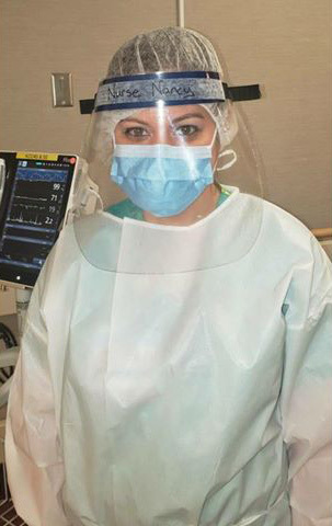 FDUWhatsNew's tweet photo. #FDUontheFrontLine: "Nurse Nancy" is here to help! Nancy Fried, BSN'08 (Metro), is registered nurse fighting #COVID19 at @MountSinaiNYC. 

Thank you for all that you do, Nurse Nancy! ❤️💪 #myfdu https://t.co/H8dXeknI9M