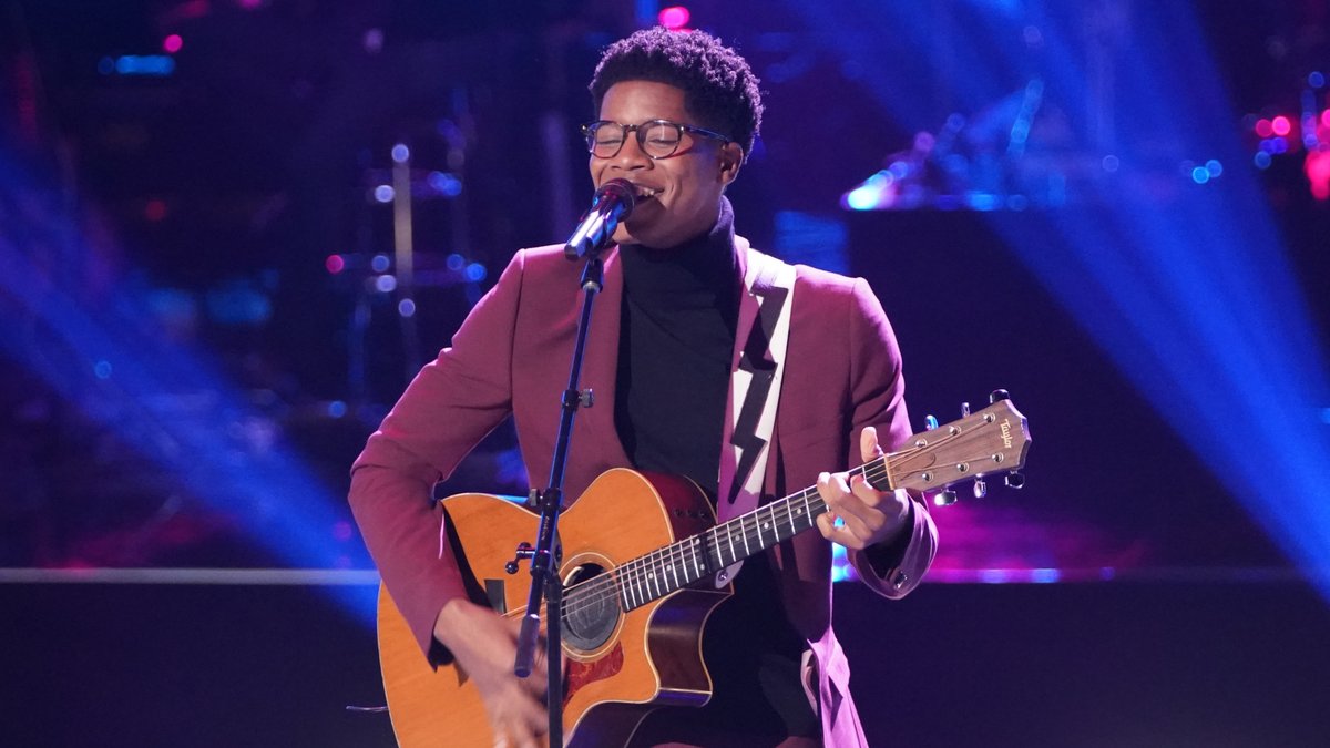 Did you hear?! @Thunder_artisis moving on to #TheVoice Top 9! 💥

RT to congratulate him! #TeamNick
