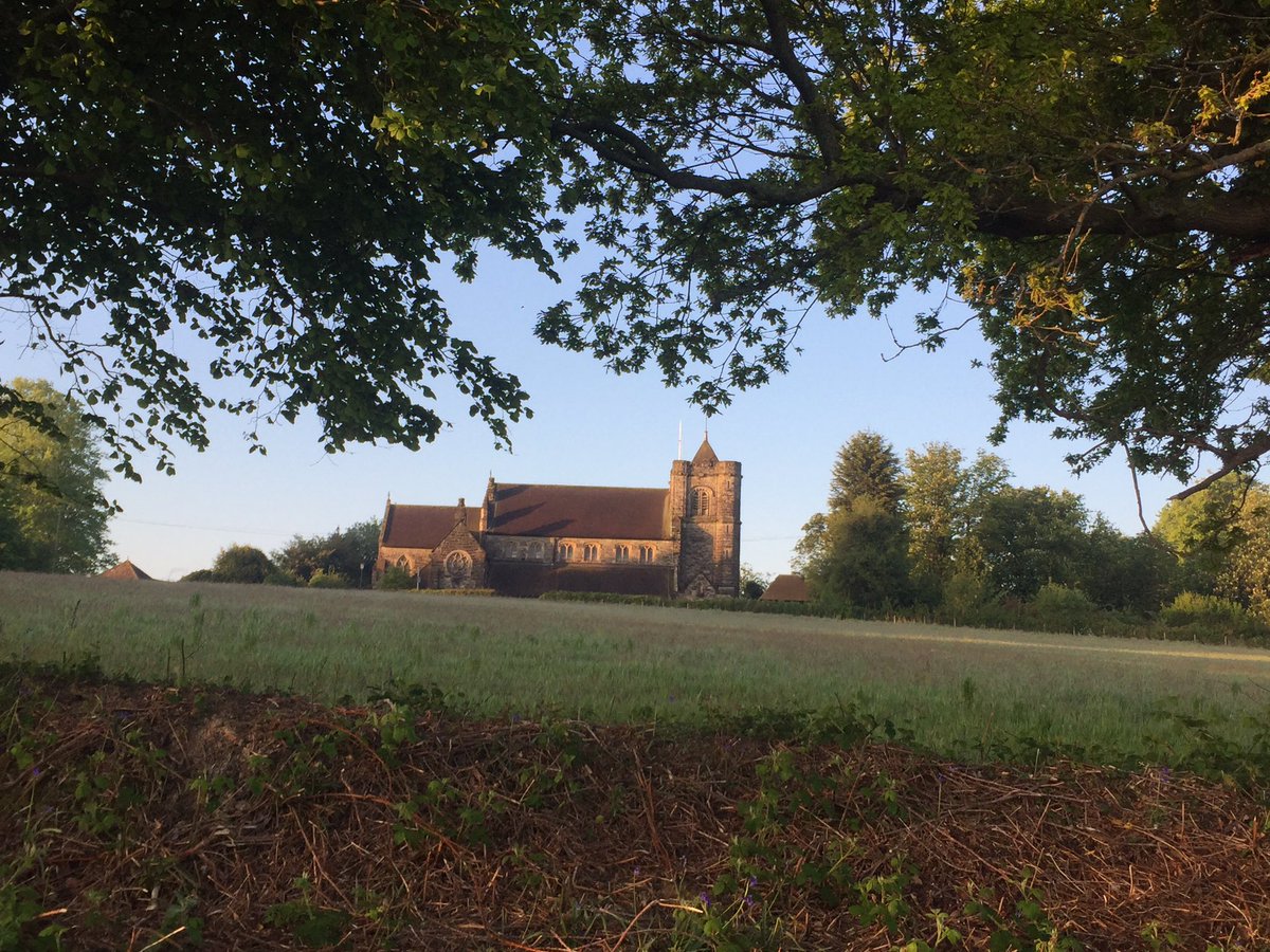 HowellsRebecca's tweet image. St Leonard’s in the 6am sun. 
@sashnhs @SASHCharity #getactivechallenge