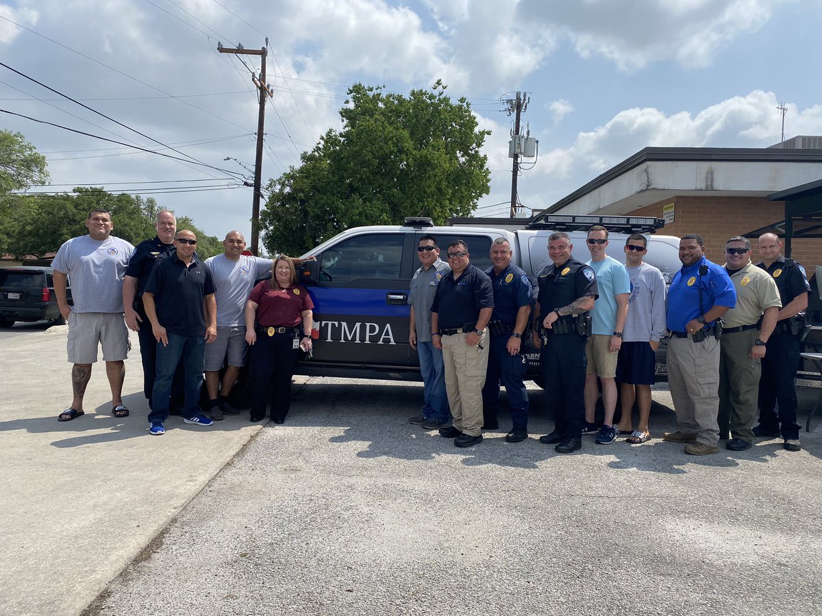 ConversePOA's tweet photo. Thank you to TMPA for lunch today. Thank you to Judson ISD PD for allowing us to use their parking lot and facilities #ThankYouWarriors #CPOA #SupportLE https://t.co/6veIATpniq