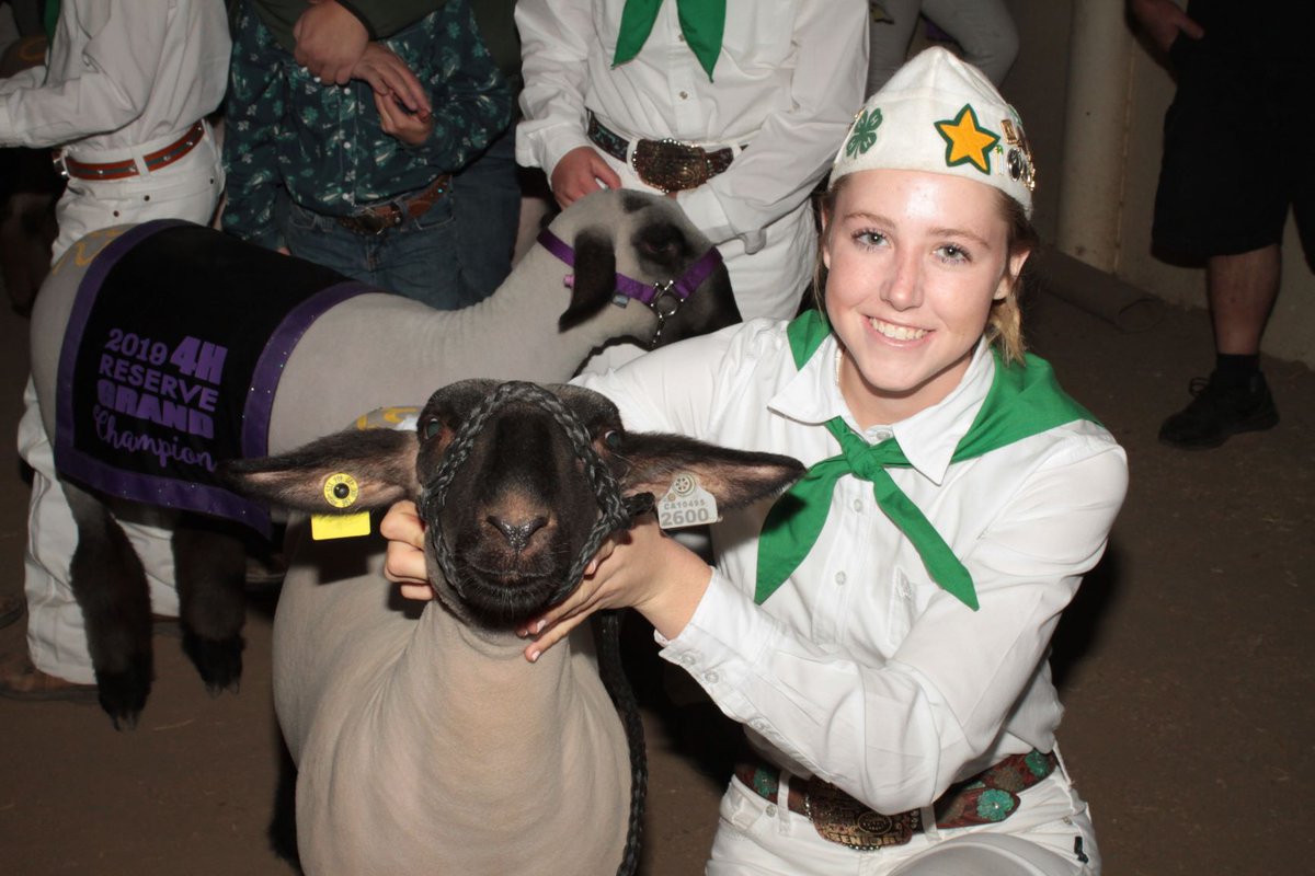 BigFresnoFair's tweet photo. #FairgroundsAppreciationMonth Fairs provide a platform for 4-H/FFA youth to connect with one another, develop their marketing and public speaking skills and just continue to grow as leaders in our communities. @westernfairs #FairStrong #WFAHereToHelp https://t.co/TP5KgZBkxt