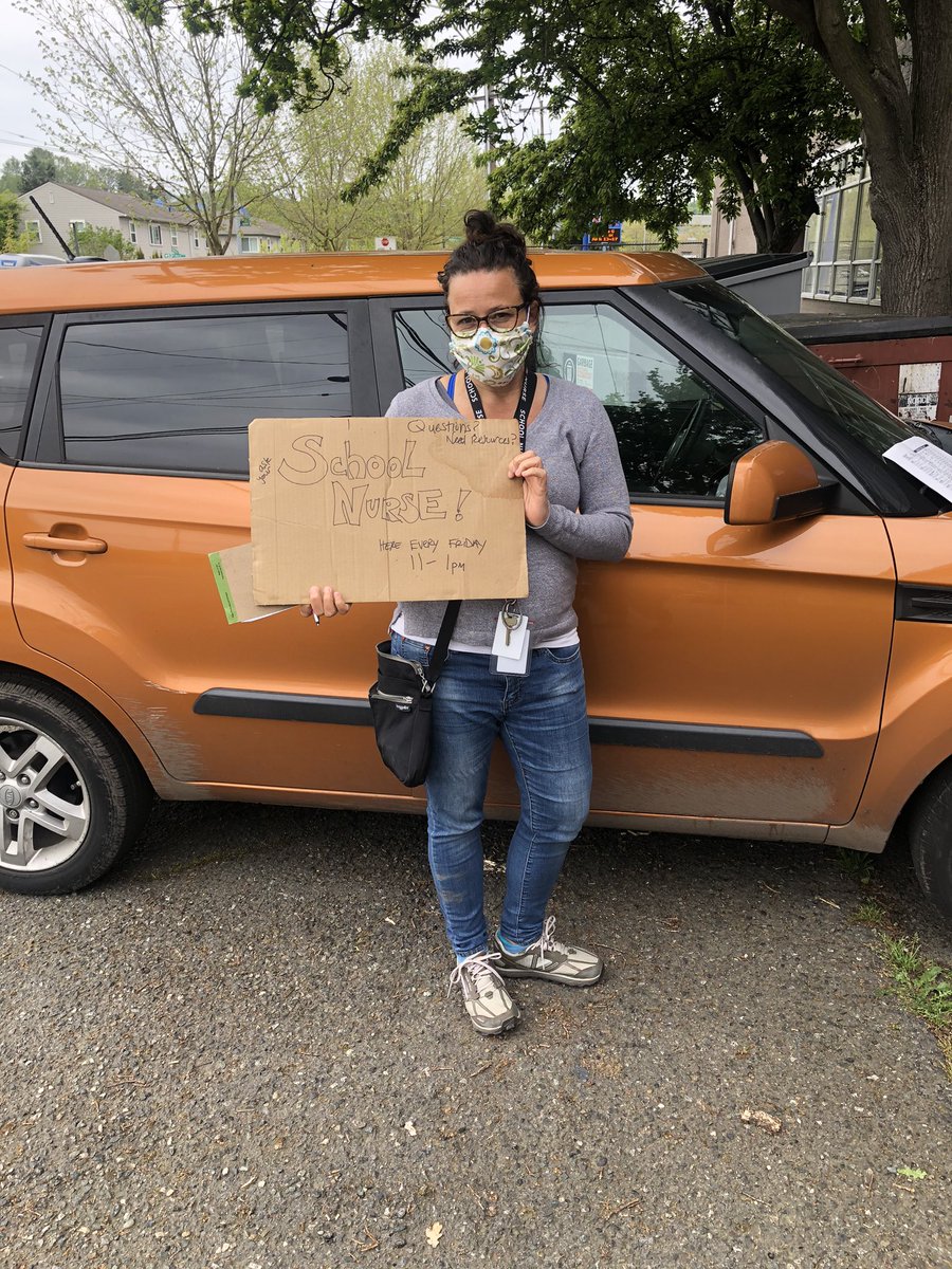 FN_TyraGriffith's tweet photo. Rainier Beach High School, school nurse available every Friday for all RBHS students at the school lunch table! #rainierbeach #rbac #seattle #98118 https://t.co/TRcqRPeO6y