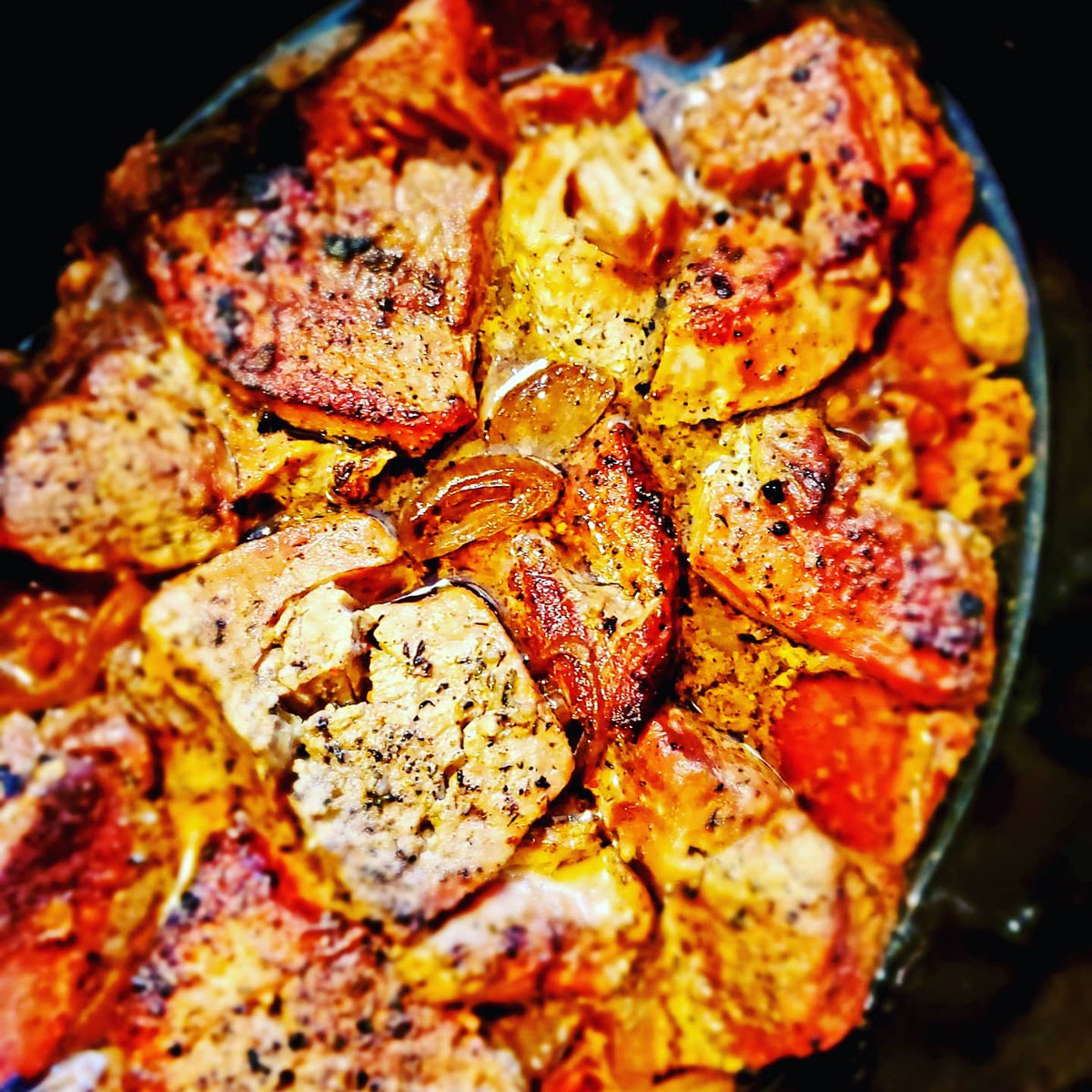 Bear_BNB's tweet image. I became obsessed with @PatiJinich last year.  Her techniques found a permanent place in my repertoire.  For cheat day...enchiladas!  We literally ate them all!  Thanks Pati!  #cheatday #4hourbody #bearsinthekitchen #patijinich