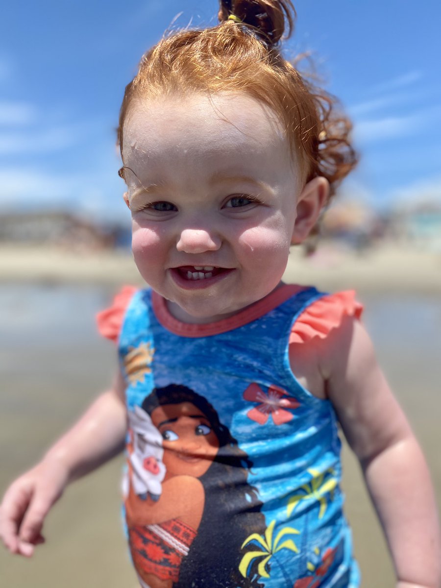 jaclinnc's tweet image. Beach day 💙🌊