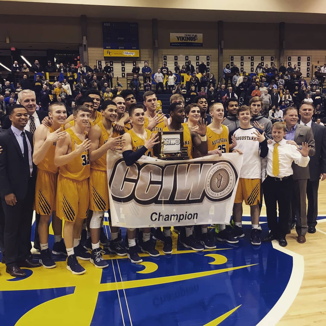 ApParker01's tweet photo. Beyond thankful to have been apart of @Augustana_Hoops coaching staff all four years while at Augustana. One of those truly special moments being able to constantly learn in great detail on what it takes to be a great player, student, and man. Thank you coach G. https://t.co/bqrTLQvQto