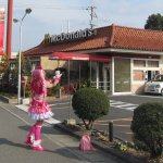 【ヒロインだってジャンクフードが食べたい】キュアリズムがマクドナルドに行ったことに大きな大人が大歓声