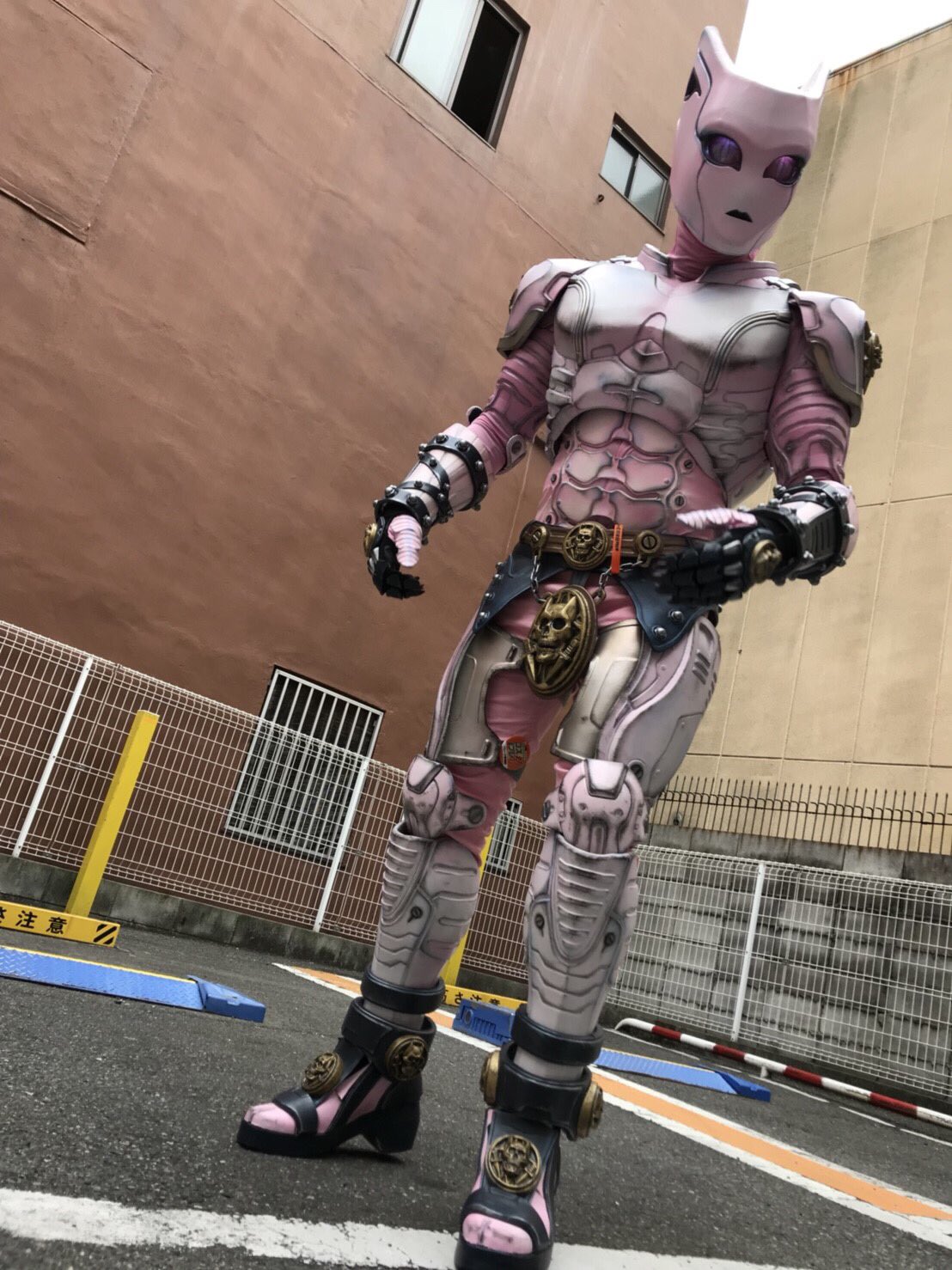 コスプレイベントでジョジョの キラークイーン コスプレをしたら とんでもない勘違いされたw えのげ コスプレイベントでジョジョの キラークイーン コスプレをしたら とんでもない勘違いされたw えのげ