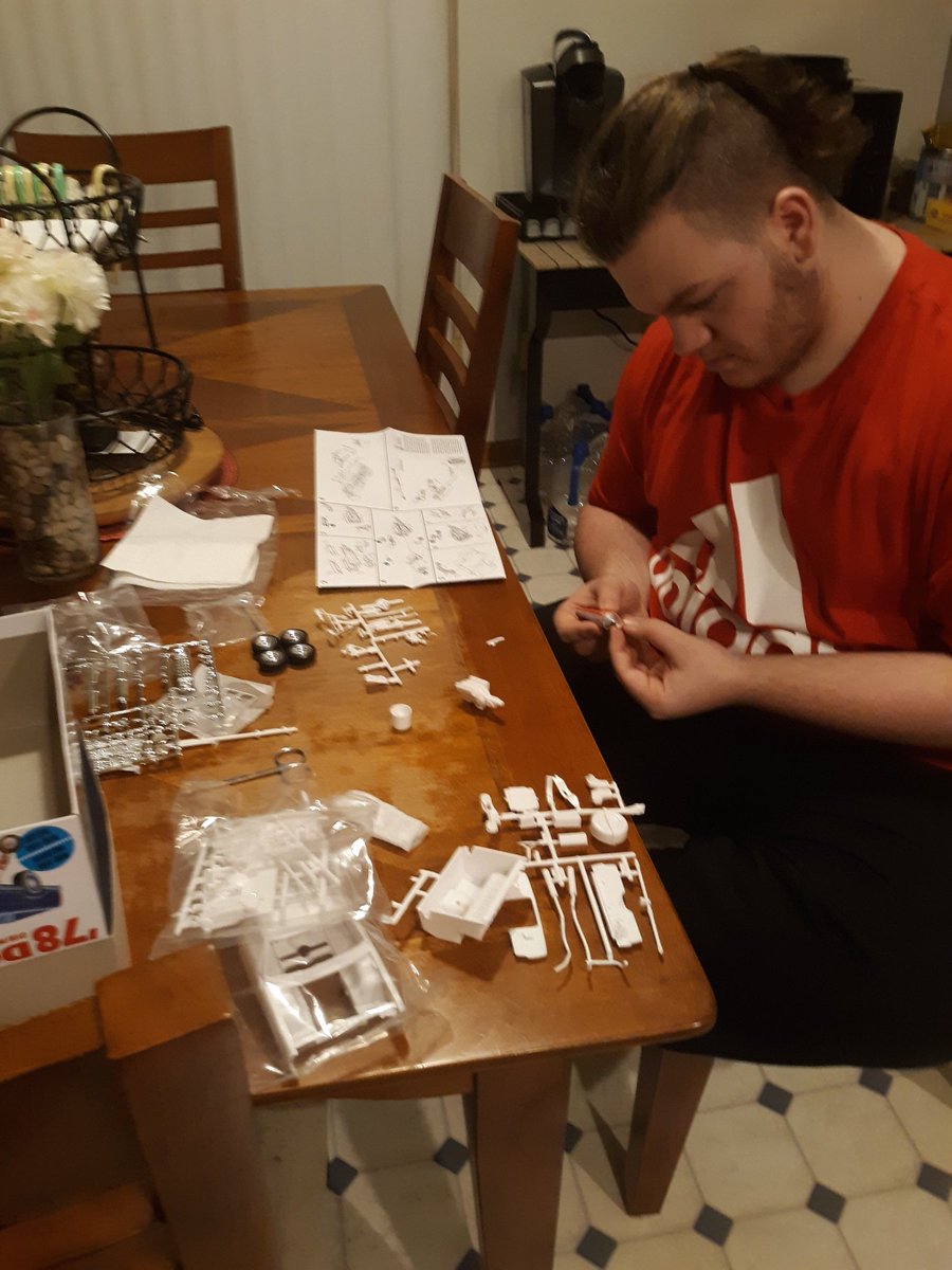 CarrySemler's tweet photo. @pentacareerctr model arrived for Jr. Automotive Collision Repair project and he's excited to get started, thank you https://t.co/3KIcag6Mv1