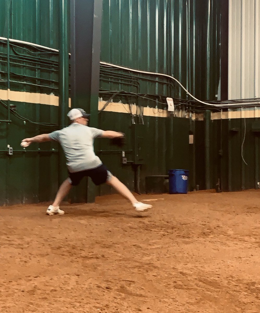 Great to be back at it with Coach Russ Davis! <a href="/MadSportZone/">.SWOOSH</a>