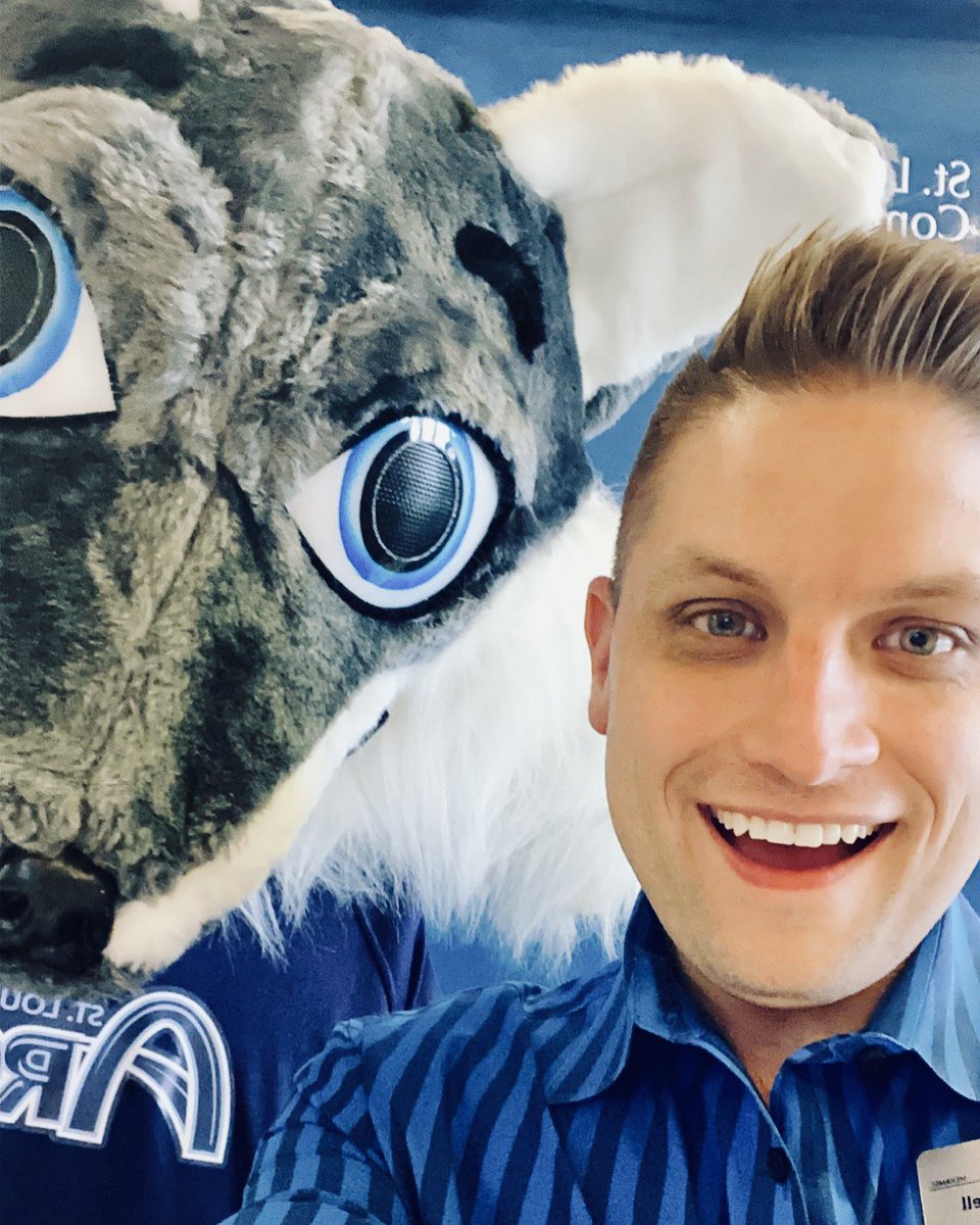 philjcamp's tweet photo. Achieving this great milestone during this challenging time gives me so much confidence that youโll achieve wonderful things. Youโll persevere. Youโll step up to every challenge. And youโll go forth & expand other minds & change other lives in your future. Congrats #STLCCgrad2020 https://t.co/L7PmP3Y2J3