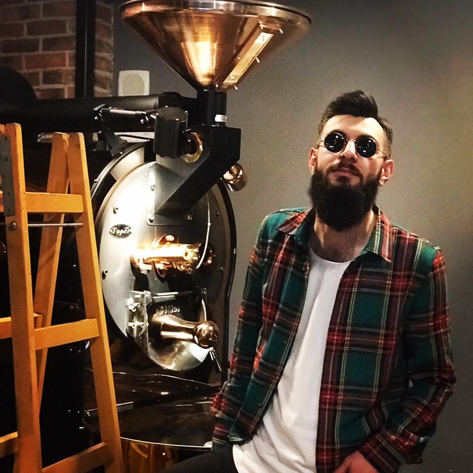 Toper coffee roasting machines are being manufactured for the third wave coffee shops.

<a href="/OgulcanTorlak/">kahve.adamm</a>
toper.com/products/1019/…