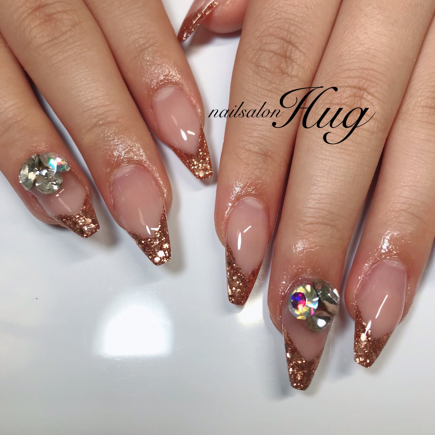 Nailhug Vフレンチで大人シックネイル 予約 Lineid予約 Nailsalonhug Nailsalonhug Nail Nail ネイル 岡山ネイル 岡山ネイルサロン 岡山市ネイル 岡山市ネイルサロン スカルプ スカルプネイル 岡山スカルプ安い店 岡山スカルプ人気店