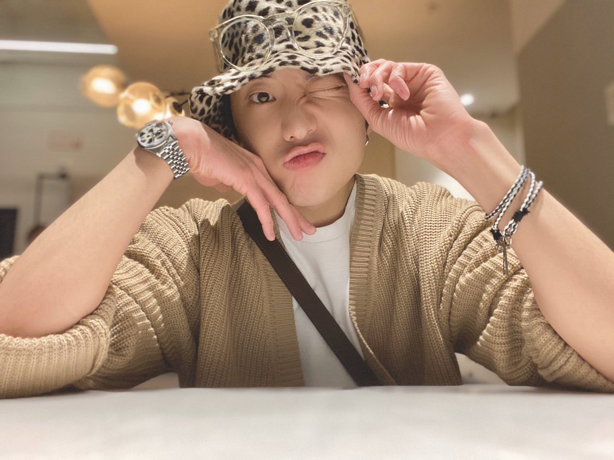 official_yoon_'s tweet photo. 오늘도 모두 화이팅💪🏻 https://t.co/eSGUkK2QH8