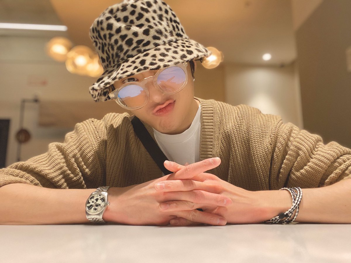 official_yoon_'s tweet photo. 오늘도 모두 화이팅💪🏻 https://t.co/eSGUkK2QH8